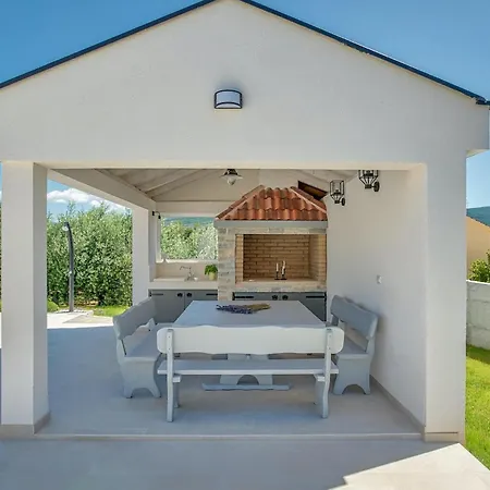 Holiday home Ena Mar Zadar