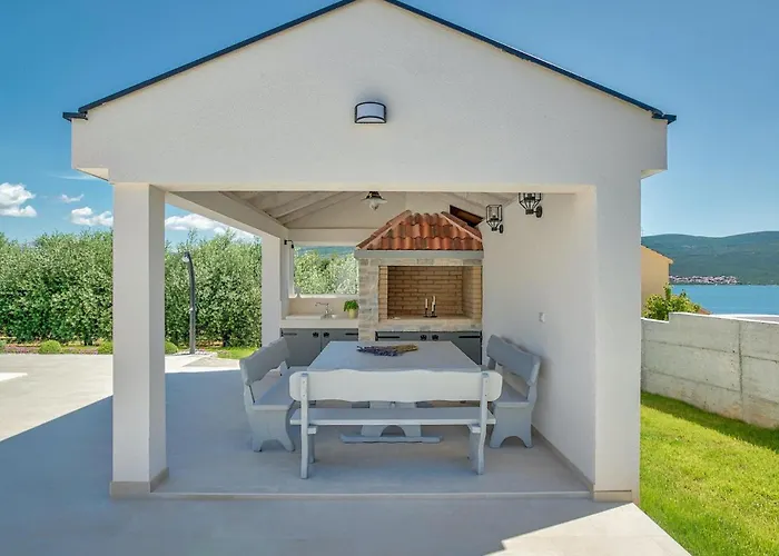 펜션 Ena Mar 자다르